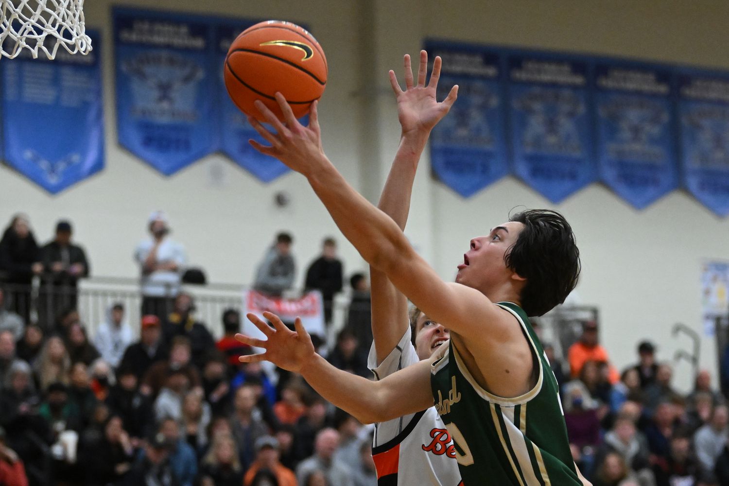 Beaverton Redmond boys basketball Les Schwab Invitational 2022 Leon Neuschwander 25